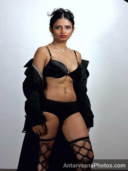 https://pub-5fcdf72a54cd4edbb03ec3edaa415a42.r2.dev/nakedleaks/sizzling_high-definition_images_of_indian_women/0.jpg