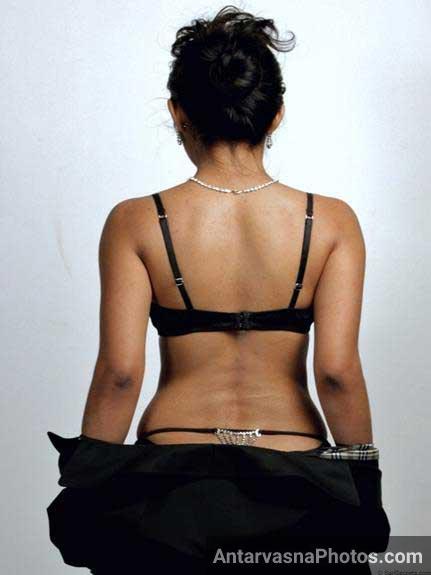 https://pub-5fcdf72a54cd4edbb03ec3edaa415a42.r2.dev/nakedleaks/sizzling_high-definition_images_of_indian_women/4.jpg