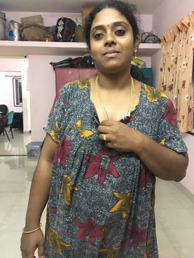 https://pub-5fcdf72a54cd4edbb03ec3edaa415a42.r2.dev/nakedleaks/sizzling_images_of_aunty_athmika/1.jpg