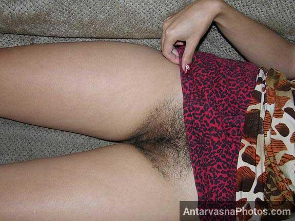https://pub-5fcdf72a54cd4edbb03ec3edaa415a42.r2.dev/nakedleaks/sizzling_images_of_hairy_private_parts_of_indian_women/0.jpg
