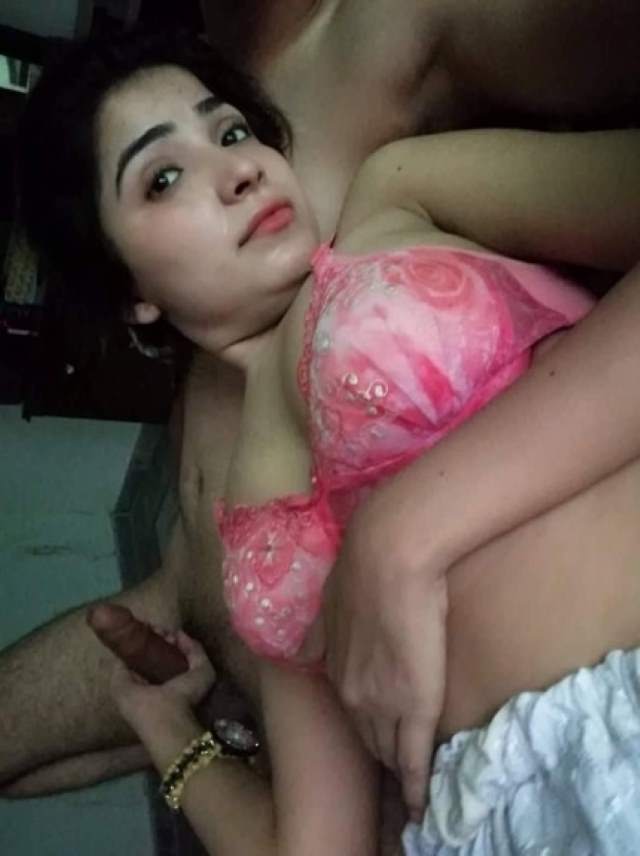 https://pub-5fcdf72a54cd4edbb03ec3edaa415a42.r2.dev/nakedleaks/sizzling_indian_images_xxx_collection/2.jpg
