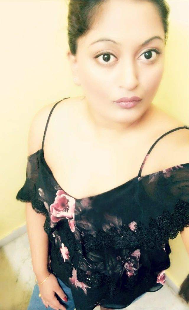 https://pub-5fcdf72a54cd4edbb03ec3edaa415a42.r2.dev/nakedleaks/sizzling_indian_images_xxx_collection/20.jpg