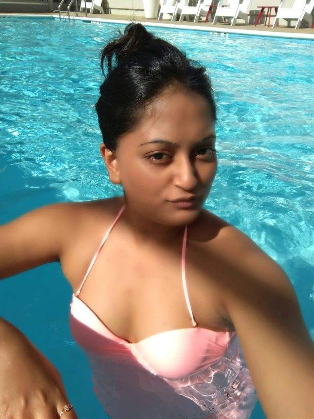 https://pub-5fcdf72a54cd4edbb03ec3edaa415a42.r2.dev/nakedleaks/sizzling_indian_images_xxx_collection/5.jpg