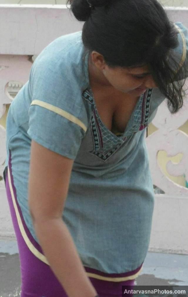 https://pub-5fcdf72a54cd4edbb03ec3edaa415a42.r2.dev/nakedleaks/sizzling_photos_of_indian_aunties'_exposed_breasts_and_private_parts/0.jpg