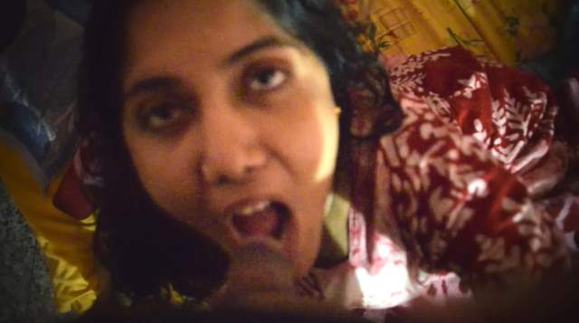 https://pub-5fcdf72a54cd4edbb03ec3edaa415a42.r2.dev/nakedleaks/sizzling_photos_of_indian_girls_enjoying_oral_fun/14.jpg