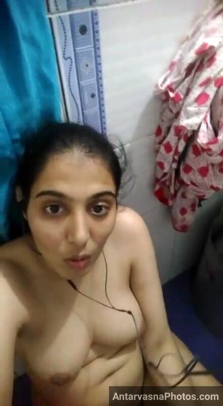 https://pub-5fcdf72a54cd4edbb03ec3edaa415a42.r2.dev/nakedleaks/sizzling_pictures_of_nude_sex_chatting_with_a_punjabi_beauty/2.jpg