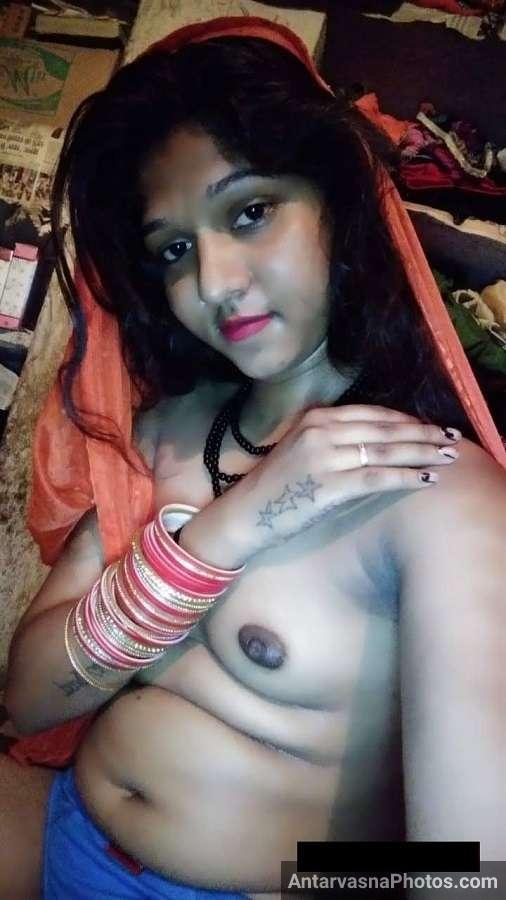 https://pub-5fcdf72a54cd4edbb03ec3edaa415a42.r2.dev/nakedleaks/sizzling_rural_bhabhi's_intimate_photos/16.jpg
