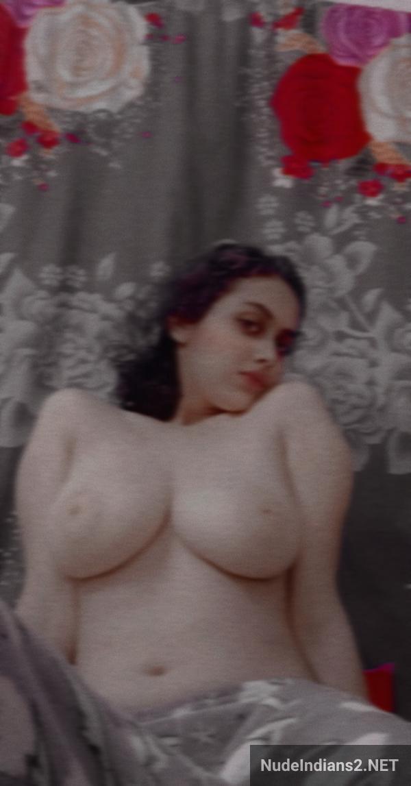 https://pub-5fcdf72a54cd4edbb03ec3edaa415a42.r2.dev/nakedleaks/snapchat_sensation:_mumbai_girl_shreya's_allure/8.jpg