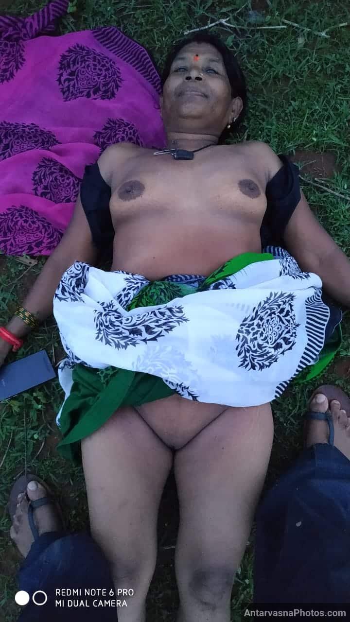 https://pub-5fcdf72a54cd4edbb03ec3edaa415a42.r2.dev/nakedleaks/sophisticated_lady's_indian_desi_private_photos/3.jpg