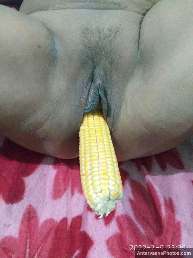 https://pub-5fcdf72a54cd4edbb03ec3edaa415a42.r2.dev/nakedleaks/spicy_indian_aunty_feeds_her_pussy_with_veggies!/8.jpg