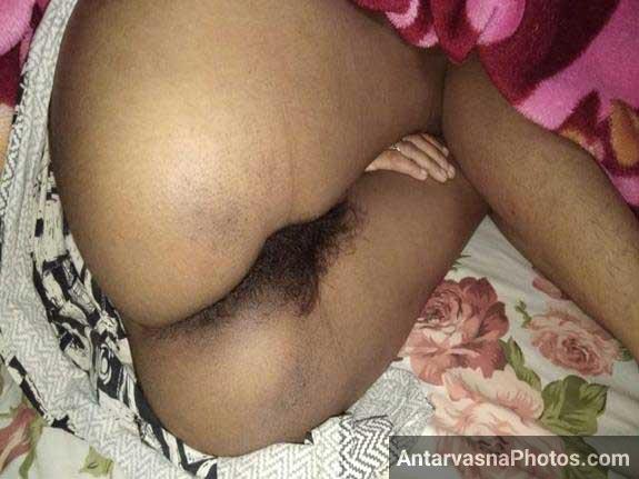 https://pub-5fcdf72a54cd4edbb03ec3edaa415a42.r2.dev/nakedleaks/steamy_images_of_a_spicy_indian_wife's_unshaven_beauty/8.jpg