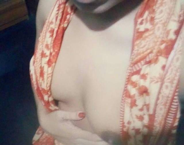 https://pub-5fcdf72a54cd4edbb03ec3edaa415a42.r2.dev/nakedleaks/steamy_images_of_indian_virgin_vagina/3.jpg