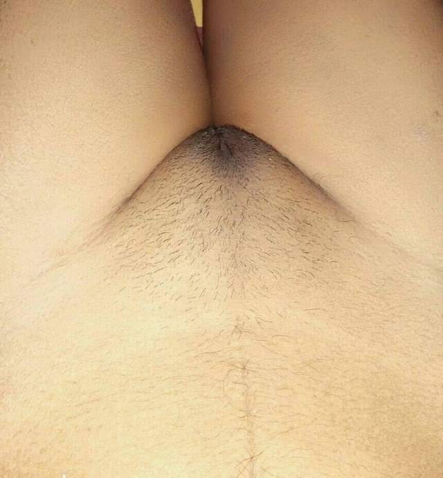 https://pub-5fcdf72a54cd4edbb03ec3edaa415a42.r2.dev/nakedleaks/steamy_images_of_indian_virgin_vagina/8.jpg