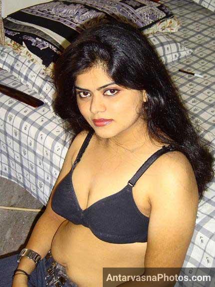 https://pub-5fcdf72a54cd4edbb03ec3edaa415a42.r2.dev/nakedleaks/stunning_indian_woman_surprised_by_nude_photos/0.jpg