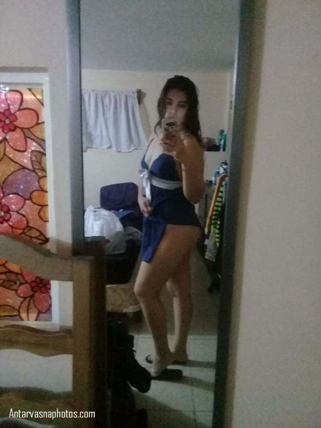 https://pub-5fcdf72a54cd4edbb03ec3edaa415a42.r2.dev/nakedleaks/stunning_photos_of_indian_girl_sabana's_sensual_appeal/0.jpg