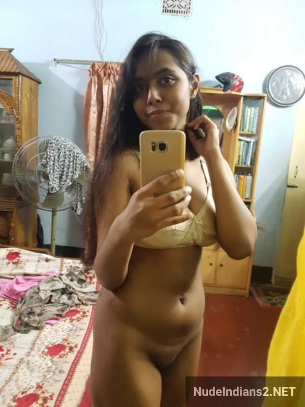 https://pub-5fcdf72a54cd4edbb03ec3edaa415a42.r2.dev/nakedleaks/sultry_bengal_beauty_sumana_ghosh_flaunts_busty_charms/3.jpg