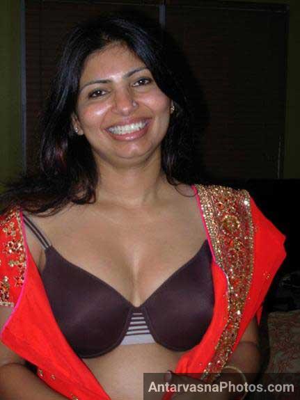 https://pub-5fcdf72a54cd4edbb03ec3edaa415a42.r2.dev/nakedleaks/sultry_sheena's_indian_adult_images/0.jpg