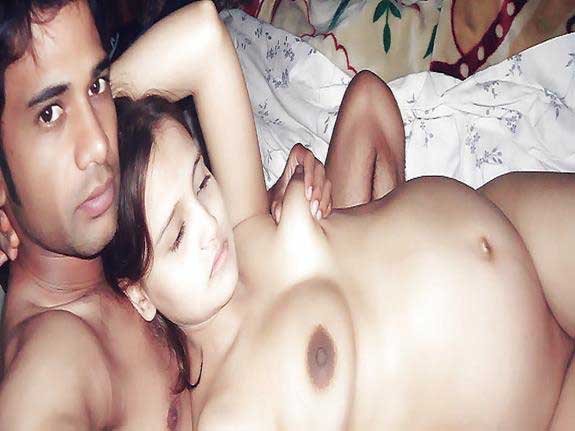 https://pub-5fcdf72a54cd4edbb03ec3edaa415a42.r2.dev/nakedleaks/sunny_and_soniya's_live_adult_performance/1.jpg