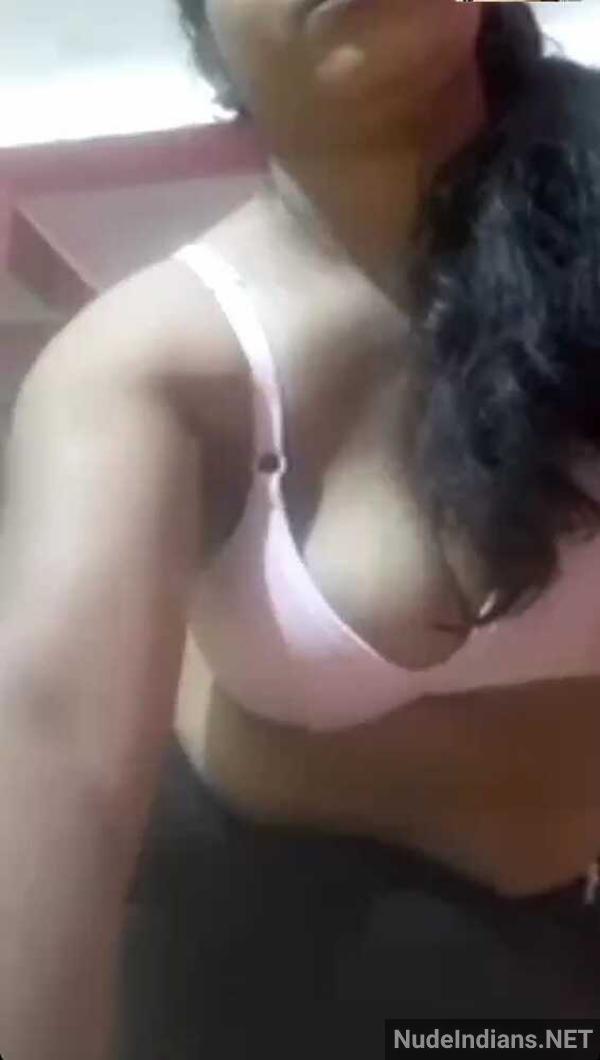 https://pub-5fcdf72a54cd4edbb03ec3edaa415a42.r2.dev/nakedleaks/supriya_aunty_exposes_and_fondles_voluptuous_breasts_on_video/3.jpg