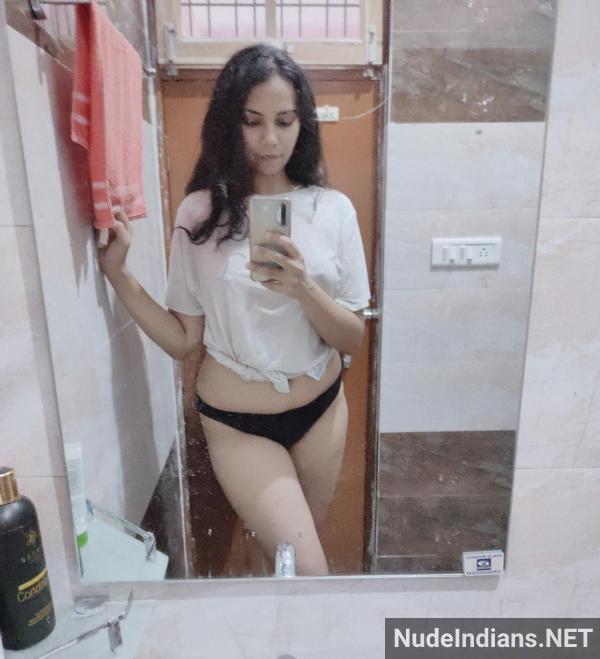 https://pub-5fcdf72a54cd4edbb03ec3edaa415a42.r2.dev/nakedleaks/surat_girlfriend_sonal_flaunts_plump_breasts_in_snug_bra_for_seductive_fun/5.jpg