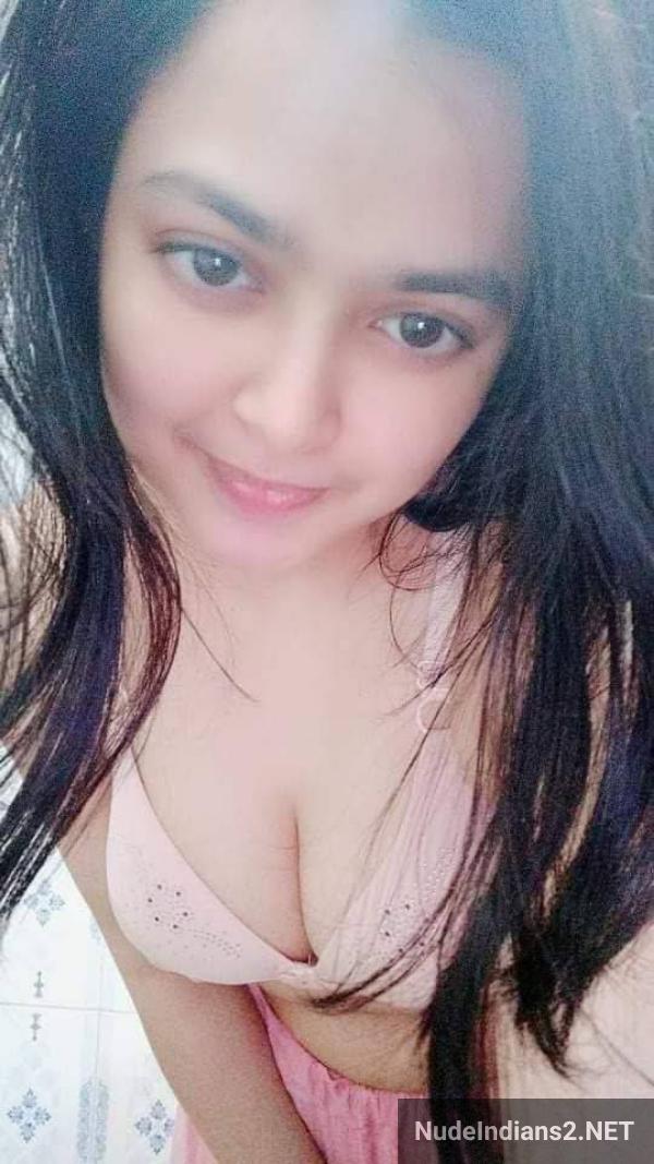 https://pub-5fcdf72a54cd4edbb03ec3edaa415a42.r2.dev/nakedleaks/sweet_gujarati_jagruti_reveals_big_breasts_in_bathroom/13.jpg