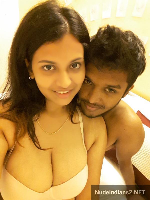 https://pub-5fcdf72a54cd4edbb03ec3edaa415a42.r2.dev/nakedleaks/tamil_college_girl_radhika_iyer_secret_affair_photos/14.jpg