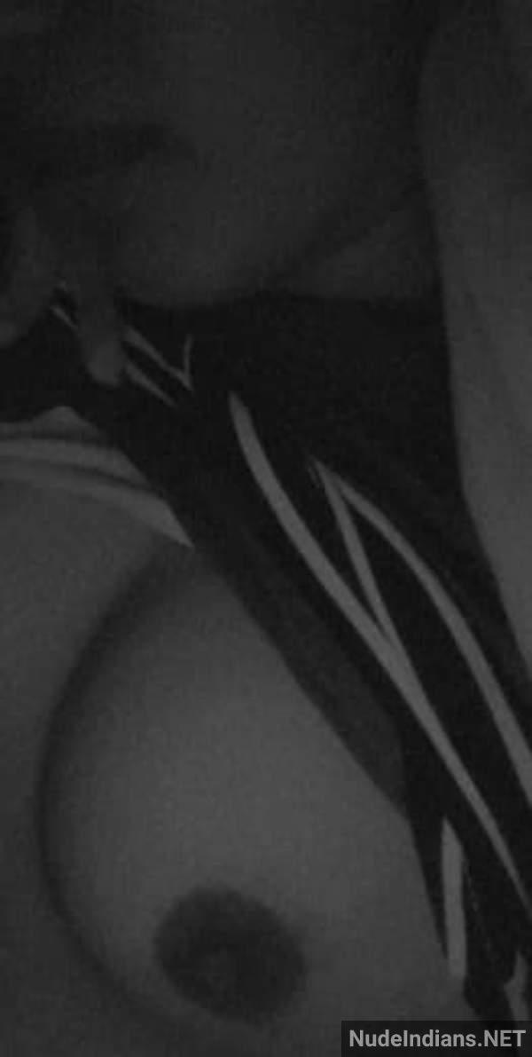 https://pub-5fcdf72a54cd4edbb03ec3edaa415a42.r2.dev/nakedleaks/tasnim_ayesha_tiktok_sensation's_risque_content/21.jpg