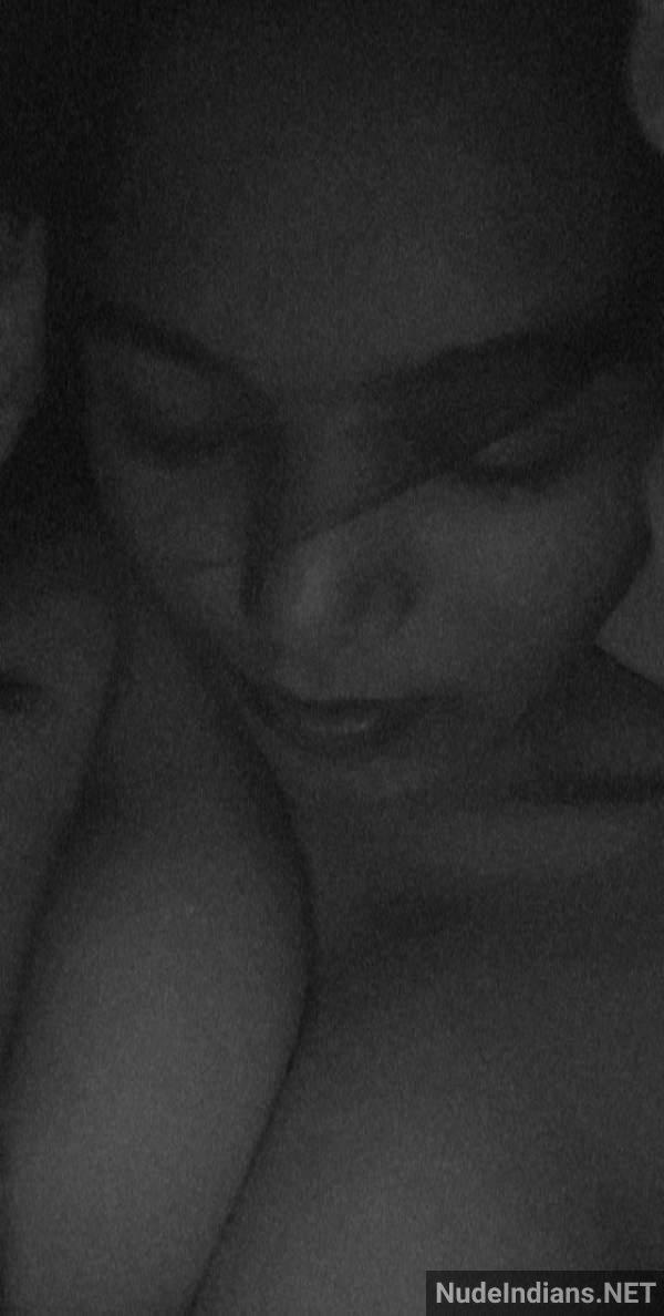 https://pub-5fcdf72a54cd4edbb03ec3edaa415a42.r2.dev/nakedleaks/tasnim_ayesha_tiktok_sensation's_risque_content/50.jpg