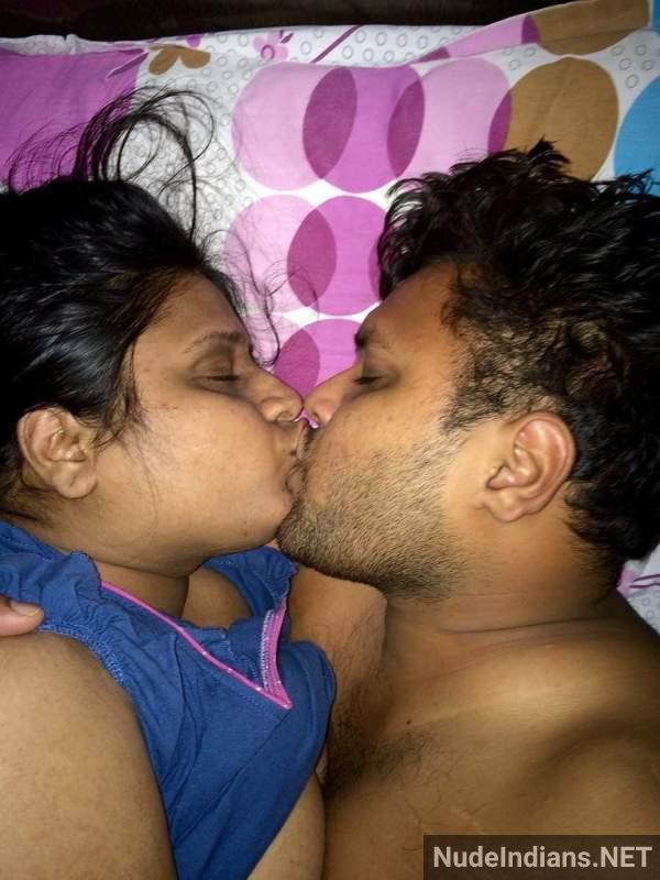 https://pub-5fcdf72a54cd4edbb03ec3edaa415a42.r2.dev/nakedleaks/telugu_housewife's_intimate_photos_leaked_online/42.jpg