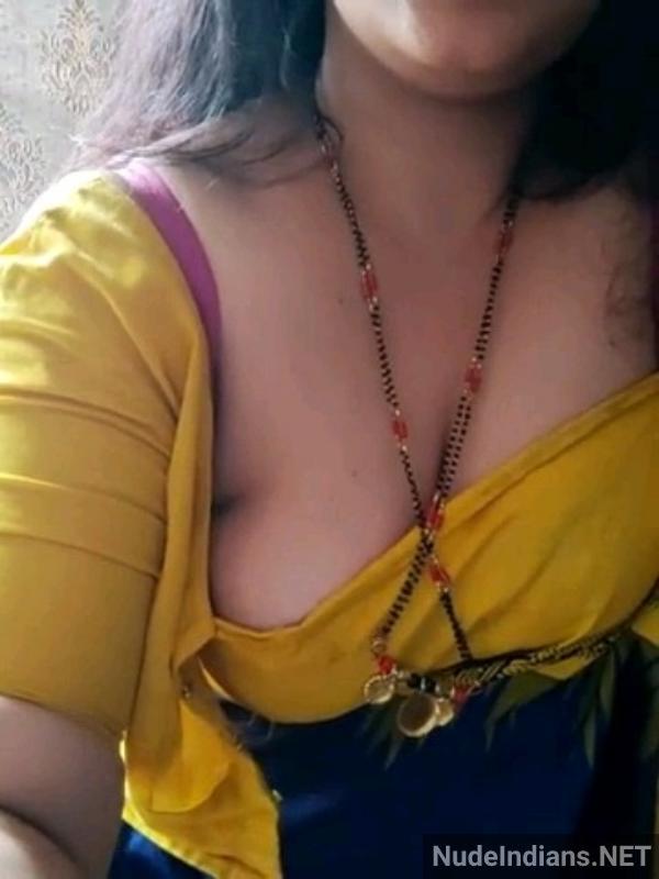 https://pub-5fcdf72a54cd4edbb03ec3edaa415a42.r2.dev/nakedleaks/telugu_tutor_flaunts_ample_assets_to_student_online,_causing_a_stir/0.jpg