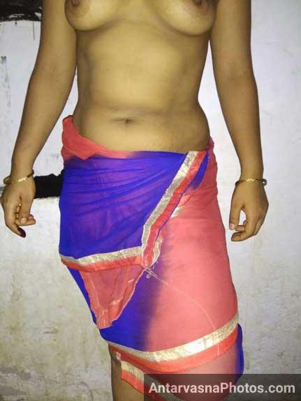 https://pub-5fcdf72a54cd4edbb03ec3edaa415a42.r2.dev/nakedleaks/tempting_photos_of_my_wife_in_a_revealing_saree/5.jpg
