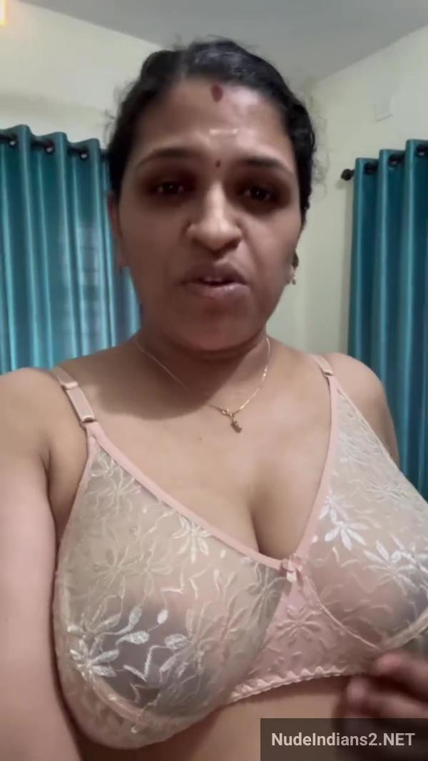 https://pub-5fcdf72a54cd4edbb03ec3edaa415a42.r2.dev/nakedleaks/tempting_tamil_aunty_supriya_entices_young_college_student/1.jpg