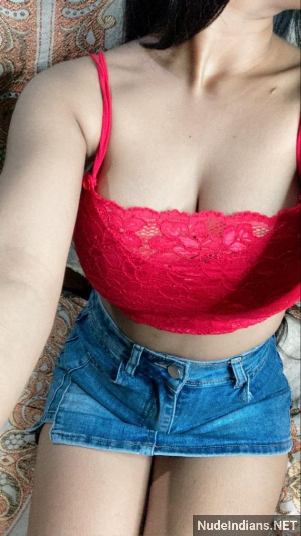 https://pub-5fcdf72a54cd4edbb03ec3edaa415a42.r2.dev/nakedleaks/the_allure_of_neha_shrivastav's_mumbai_assets/17.jpg