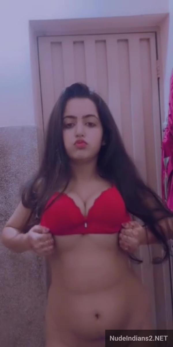 https://pub-5fcdf72a54cd4edbb03ec3edaa415a42.r2.dev/nakedleaks/the_sensual_journey_of_my_delhi_girlfriend,_mansi_shukla/66.jpg