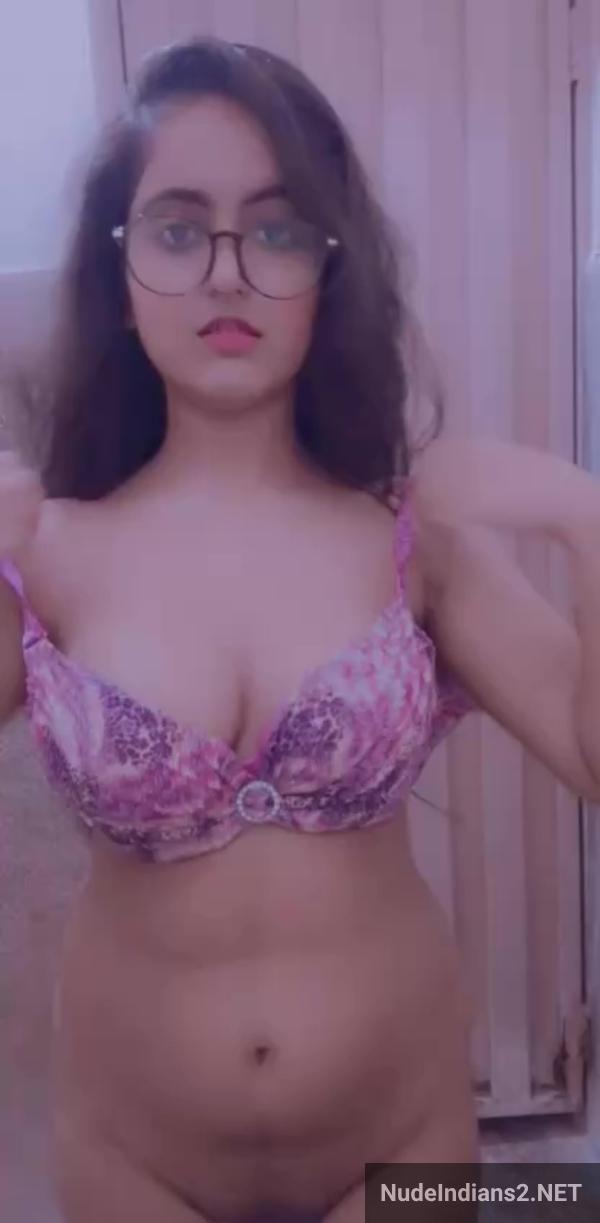https://pub-5fcdf72a54cd4edbb03ec3edaa415a42.r2.dev/nakedleaks/the_sensual_journey_of_my_delhi_girlfriend,_mansi_shukla/7.jpg