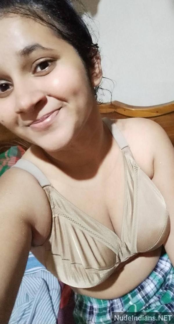 https://pub-5fcdf72a54cd4edbb03ec3edaa415a42.r2.dev/nakedleaks/the_temptation_of_cousin_priya's_alluring_physique/8.jpg