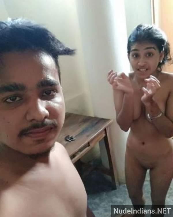 https://pub-5fcdf72a54cd4edbb03ec3edaa415a42.r2.dev/nakedleaks/thirsty_wife's_nude_tease_and_play_sex_photos/28.jpg