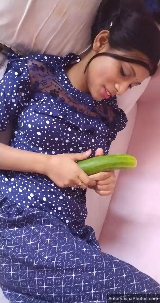 https://pub-5fcdf72a54cd4edbb03ec3edaa415a42.r2.dev/nakedleaks/tiny_cucumber_insertion_by_seductive_young_lady_images/0.jpg