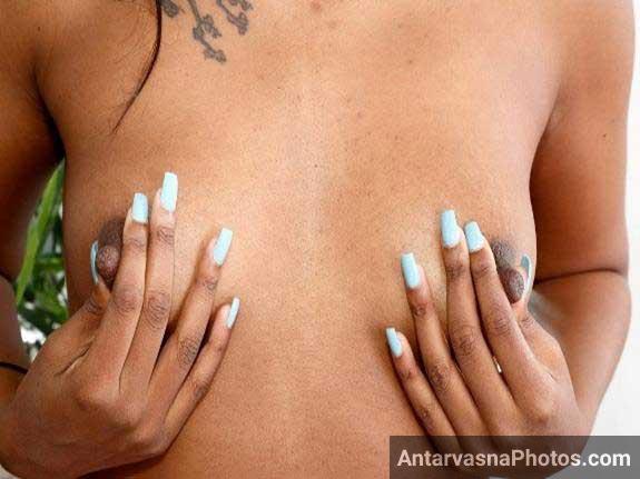 https://pub-5fcdf72a54cd4edbb03ec3edaa415a42.r2.dev/nakedleaks/today,_desi_indian_girl_is_feeling_hot/2.jpg