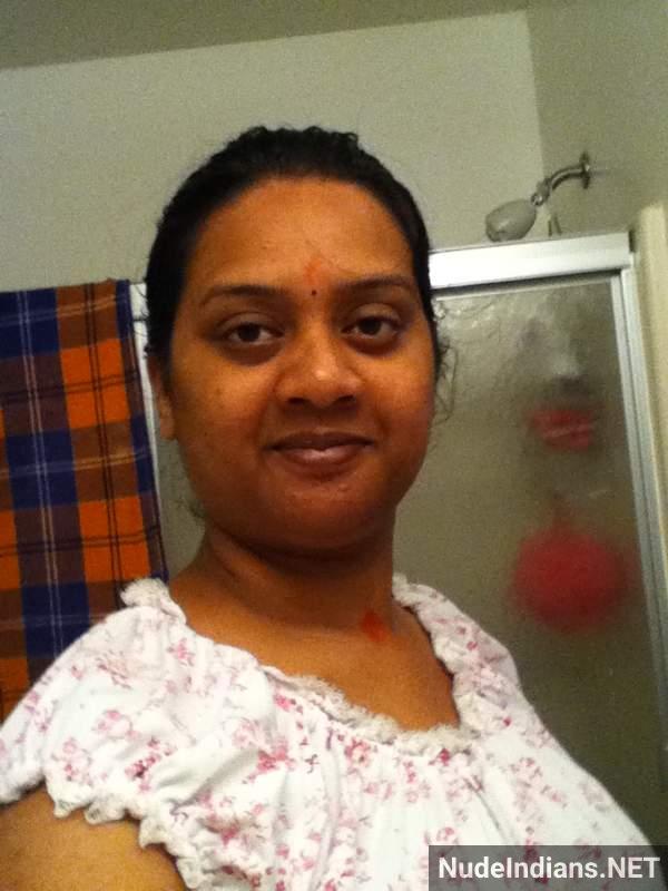 https://pub-5fcdf72a54cd4edbb03ec3edaa415a42.r2.dev/nakedleaks/transformation_of_marathi_mature_wife_post-marriage/89.jpg