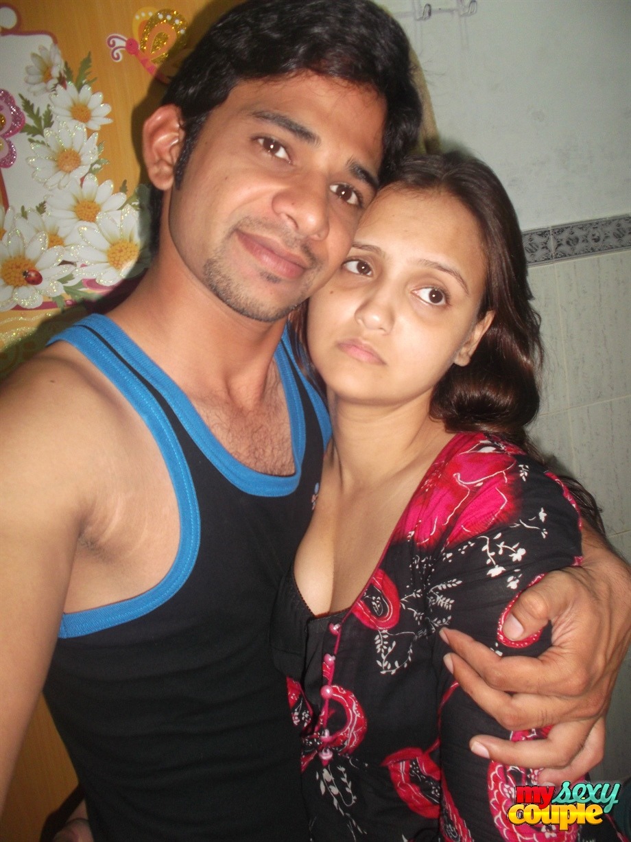 https://pub-5fcdf72a54cd4edbb03ec3edaa415a42.r2.dev/nakedleaks/unseen_nude_images_of_an_erotic_indian_duo/0.jpg