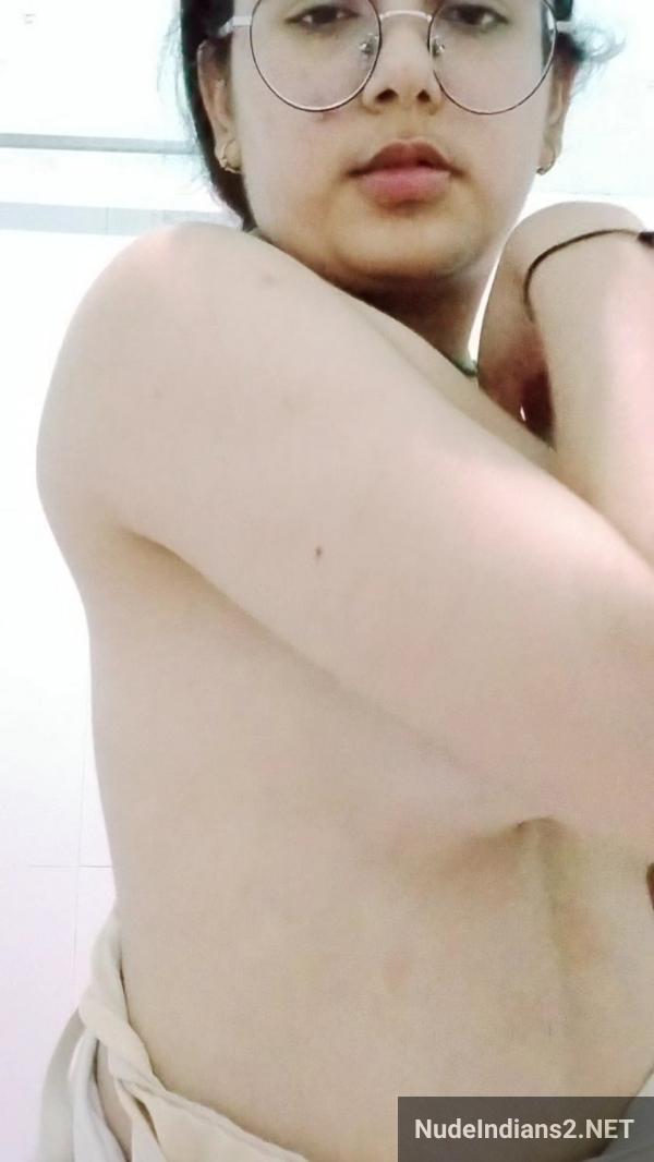 https://pub-5fcdf72a54cd4edbb03ec3edaa415a42.r2.dev/nakedleaks/unveiling_sana's_innocent_beauty_in_the_bathroom/11.jpg