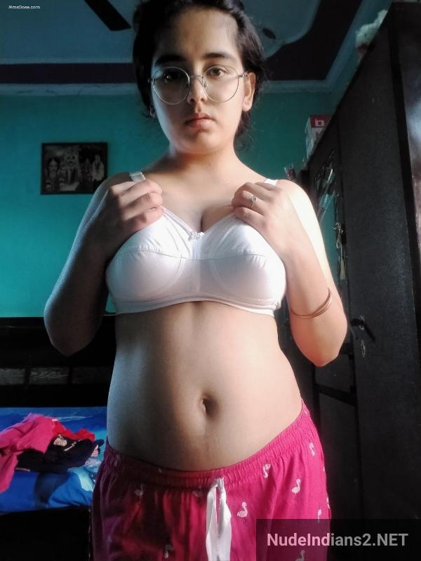 https://pub-5fcdf72a54cd4edbb03ec3edaa415a42.r2.dev/nakedleaks/unveiling_sana's_innocent_beauty_in_the_bathroom/26.jpg