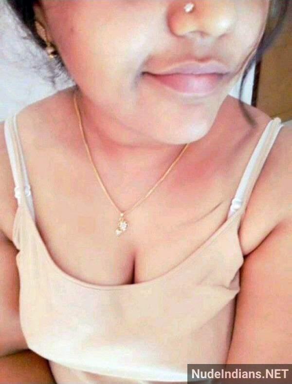 https://pub-5fcdf72a54cd4edbb03ec3edaa415a42.r2.dev/nakedleaks/view_bold_telugu_bhabhi's_nude_photos/28.jpg