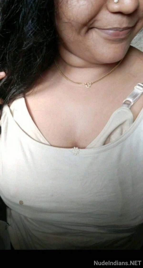 https://pub-5fcdf72a54cd4edbb03ec3edaa415a42.r2.dev/nakedleaks/view_bold_telugu_bhabhi's_nude_photos/34.jpg