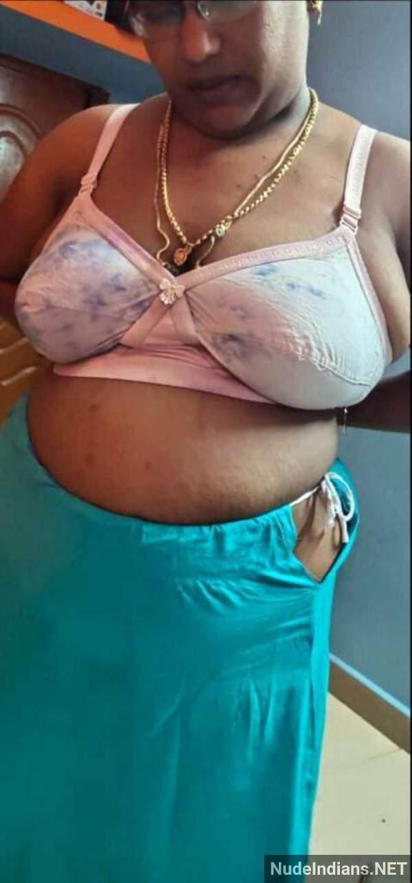 https://pub-5fcdf72a54cd4edbb03ec3edaa415a42.r2.dev/nakedleaks/view_bold_telugu_bhabhi's_nude_photos/45.jpg