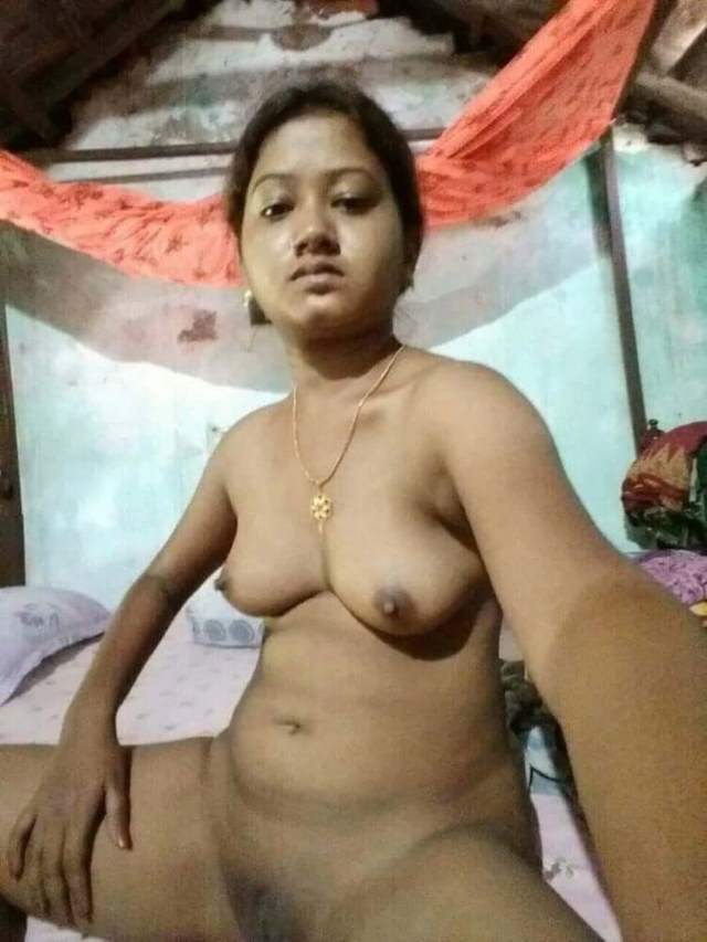 https://pub-5fcdf72a54cd4edbb03ec3edaa415a42.r2.dev/nakedleaks/view_desi_porn_images_of_indian_girls_revealing/25.jpg