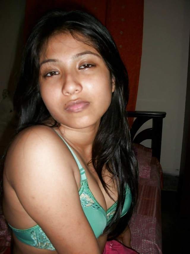 https://pub-5fcdf72a54cd4edbb03ec3edaa415a42.r2.dev/nakedleaks/view_desi_porn_images_of_indian_girls_revealing/3.jpg