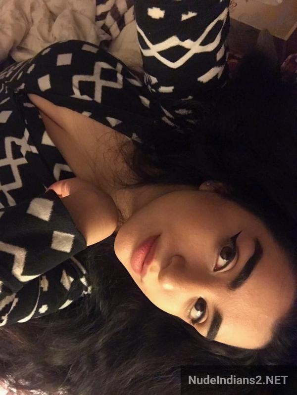 https://pub-5fcdf72a54cd4edbb03ec3edaa415a42.r2.dev/nakedleaks/view_muskan's_sensual_selfies_showcasing_her_milky_white_beauty/21.jpg