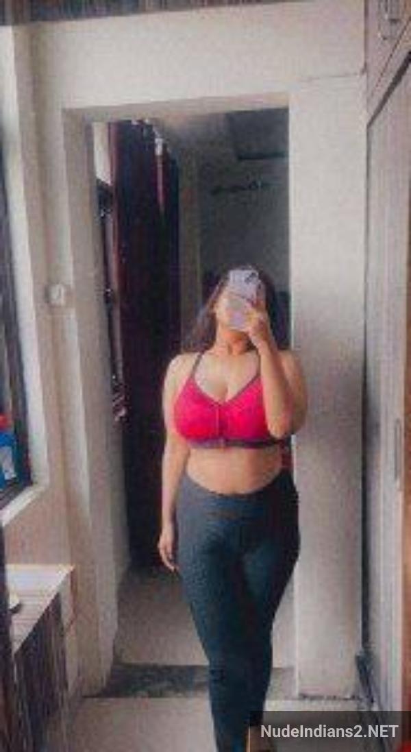 https://pub-5fcdf72a54cd4edbb03ec3edaa415a42.r2.dev/nakedleaks/viral_pics:_kanpur_muslim_girlfriend_zoya_khan's_big_selfie_reveal/27.jpg